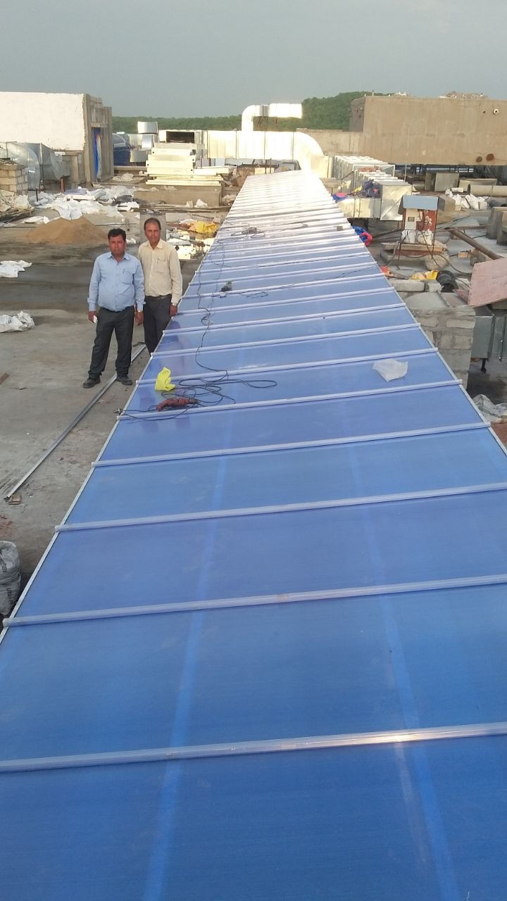 Standing seam panel installation at IIT Simrol